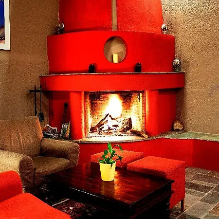 Arahova Inn Hotel 3* אראחובה