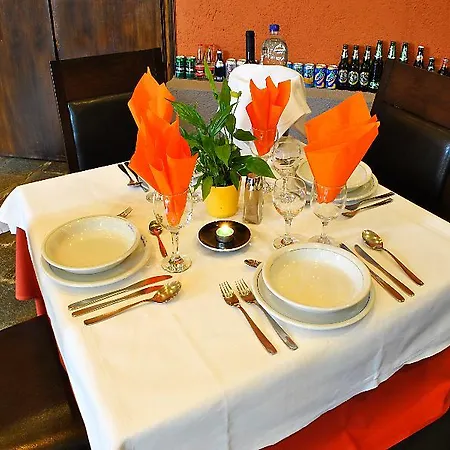 Arahova Inn Hotel 3* אראחובה
