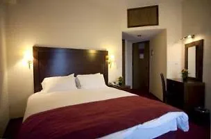 Hotel Arahova Inn&Conference 3*