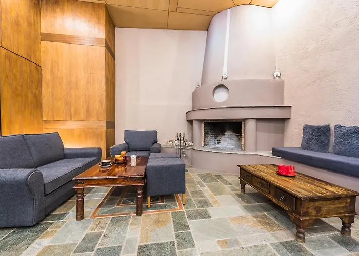 Arahova Inn Hotel Hotel 3*