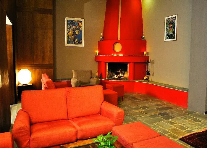 Hotel Arahova Inn Hotel 3*